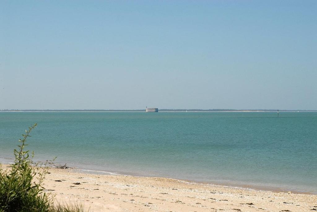 Hotel Napoleon Île dʼAix Екстериор снимка